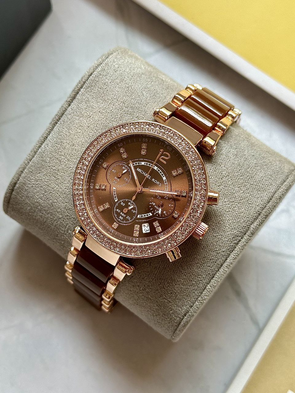 Michael Kors MK5896 – Brown & Gold Women’s Luxury Watch (Premium Quality)