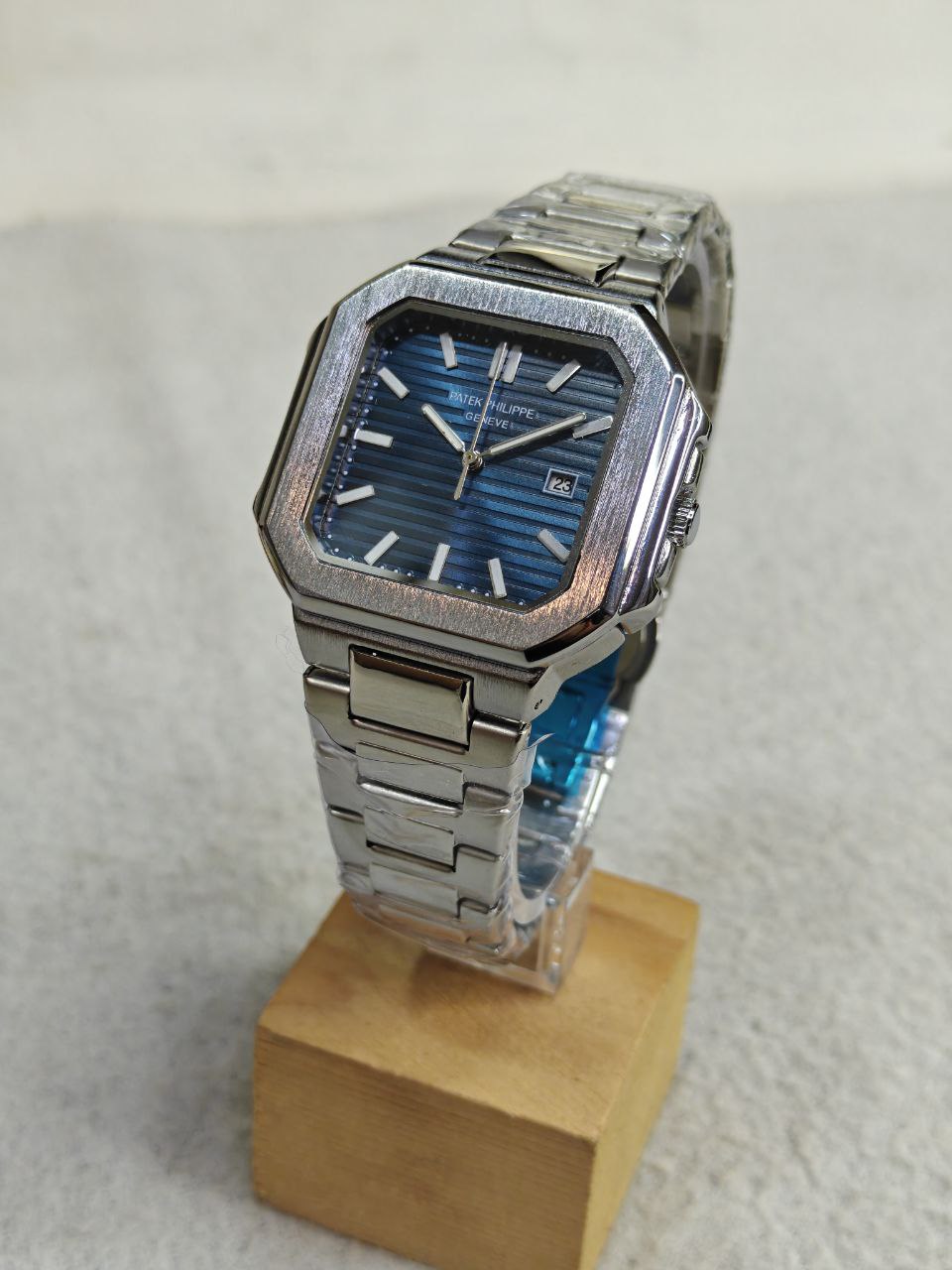 Patek Philippe Cubitus 7128G – Blue Dial 2025 Model (Premium Edition)